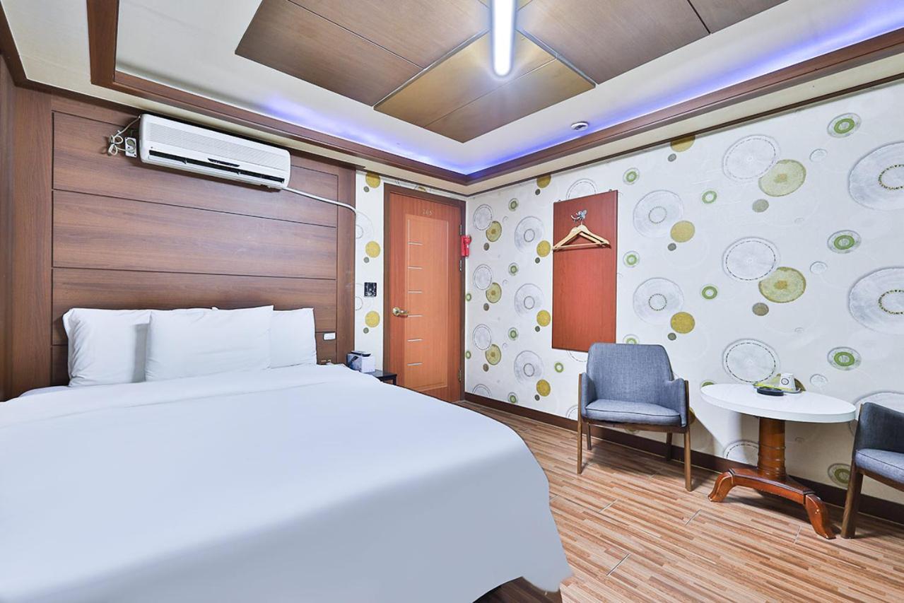 Picasso Motel Seoel Buitenkant foto