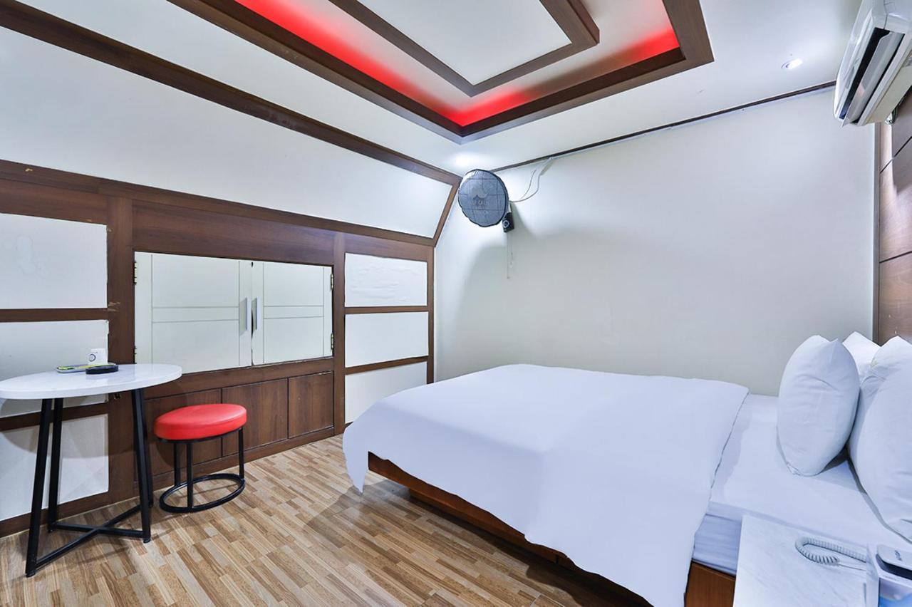 Picasso Motel Seoel Buitenkant foto